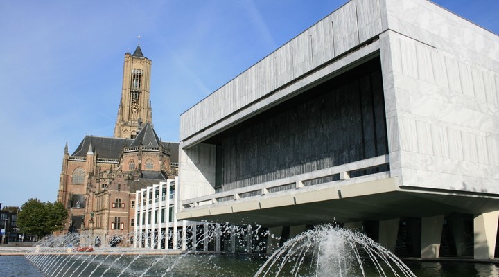 Stadsbeeld van Arnhem met Eusebius kerk