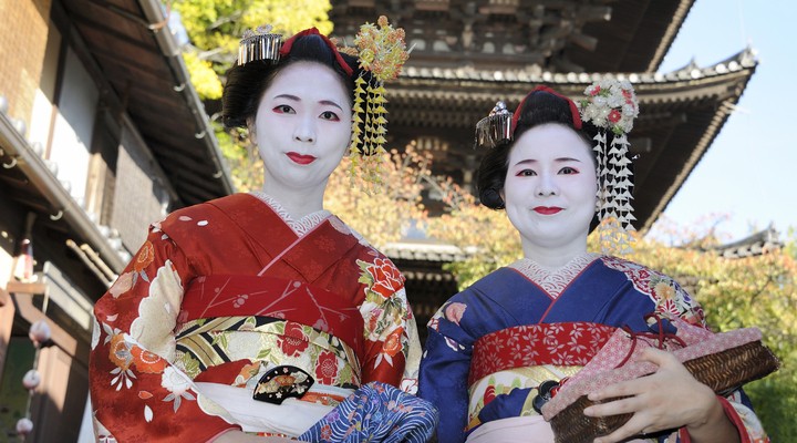 Geisha vrouwen in kimono