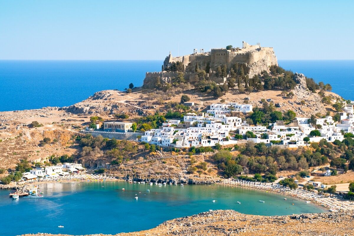 Haven en Akropolis van Lindos