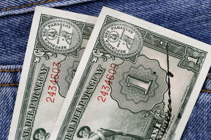 Guaraní, munteenheid Paraguay