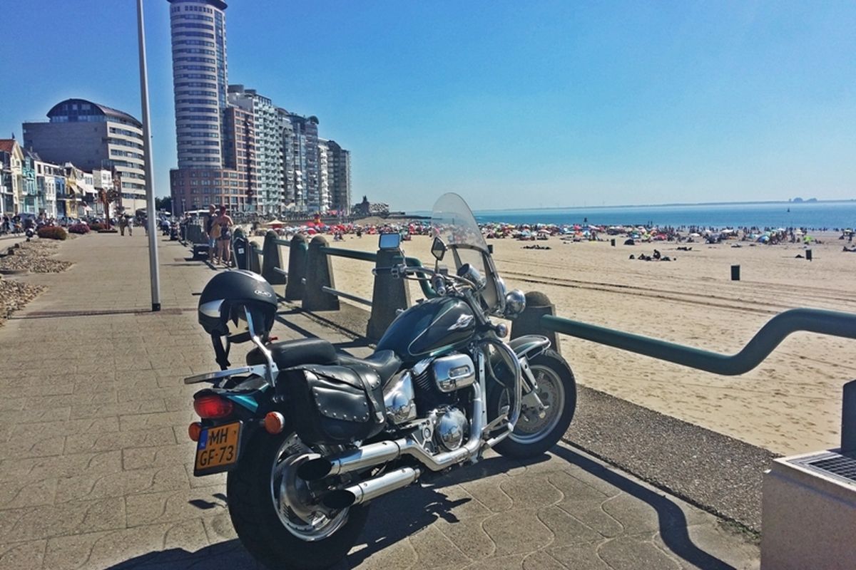 Met de motor naar de boulevard