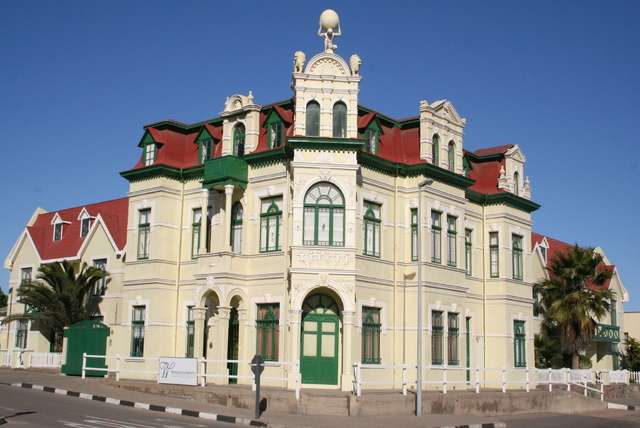 Namibi: Europees en Afrikaans