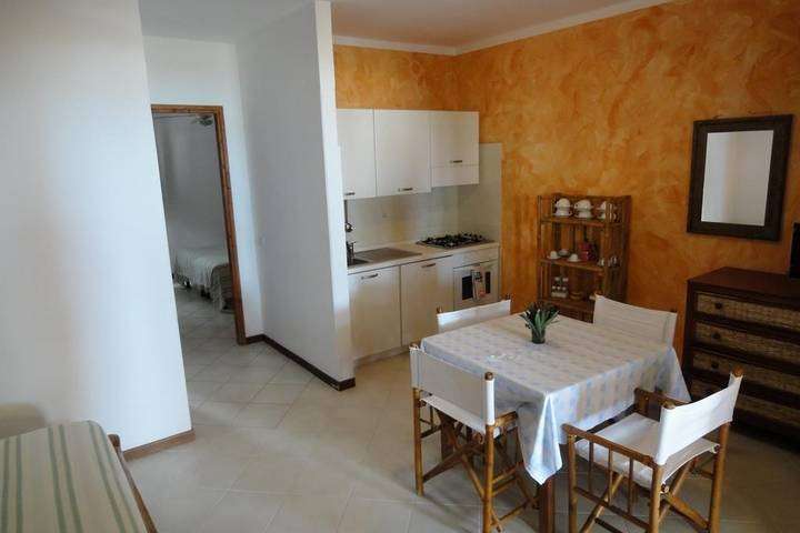 Keuken en eetkamer van 'Tweekamerappartement'