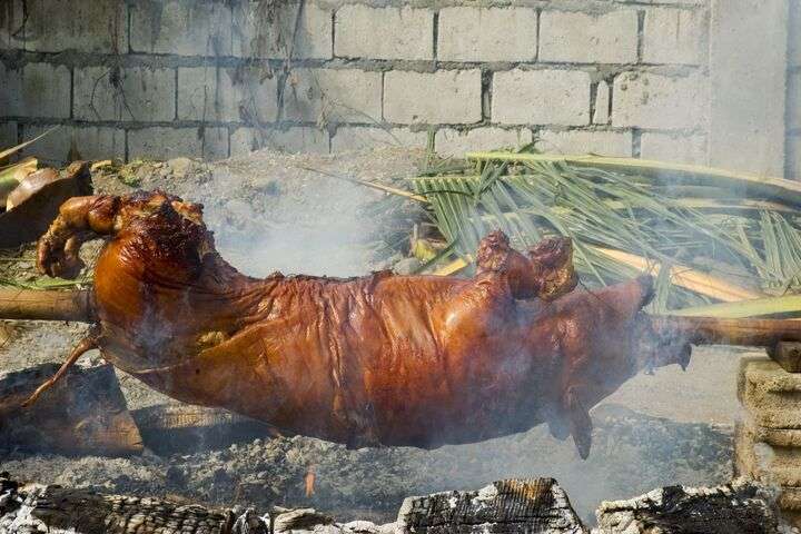 Lechon, geroosterd varken
