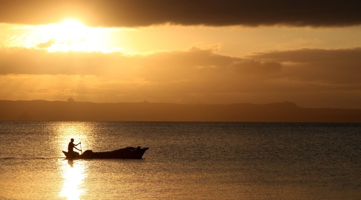 Zonsondergang bij Anakao, Madagaskar