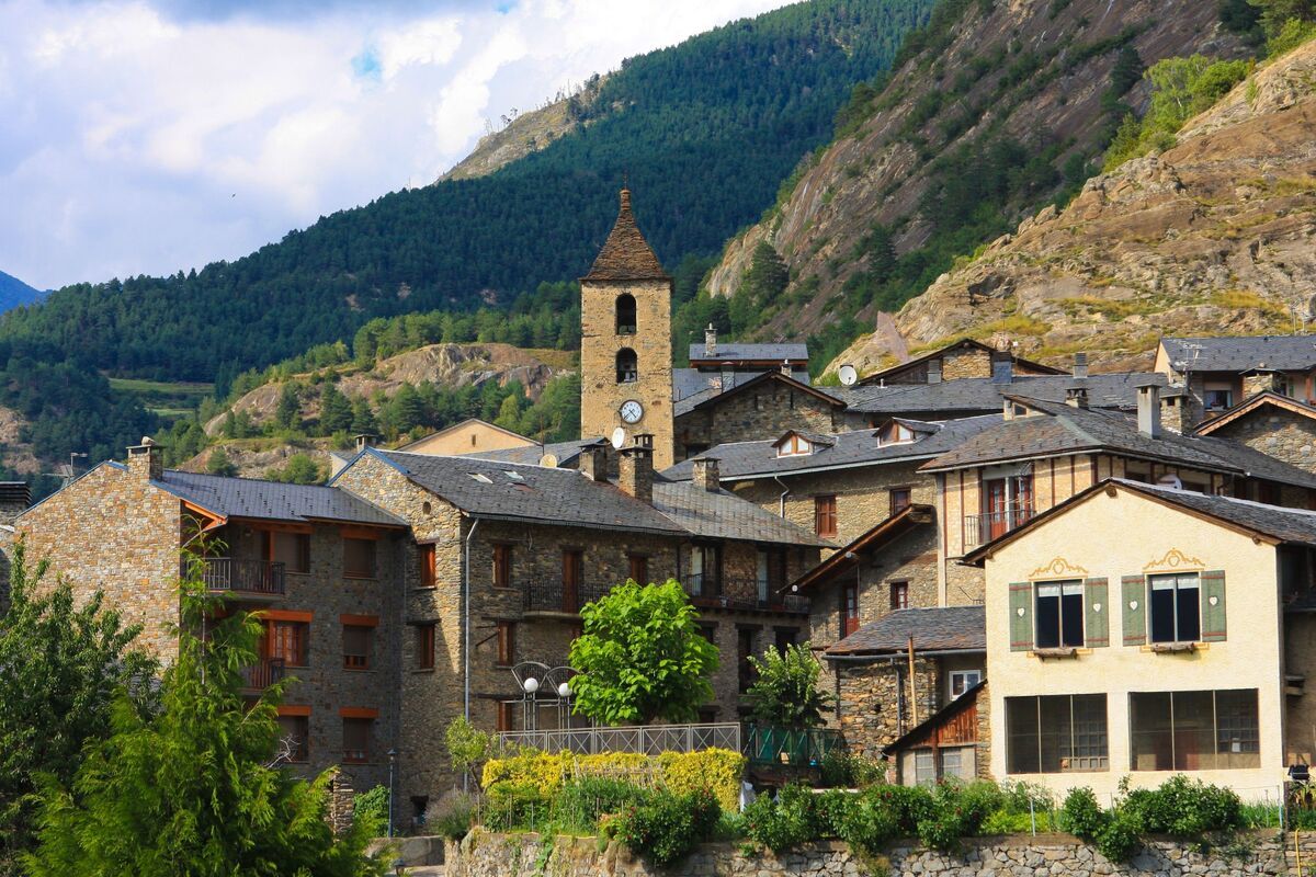 Uitzicht op de stad Ordino Andorra