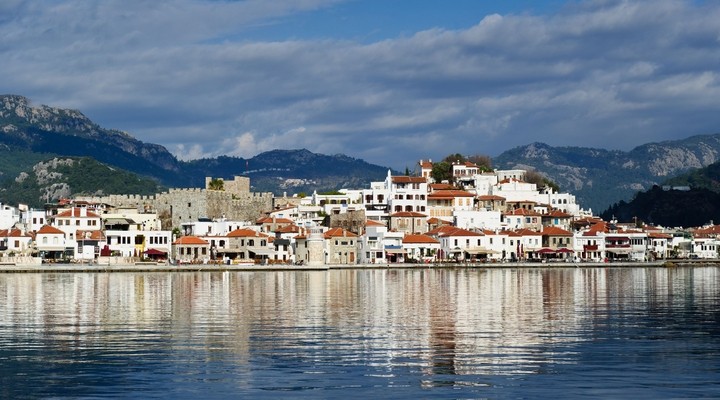 Uitzicht op Marmaris, kustlijn, Turkije