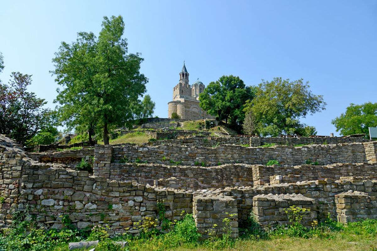 sarevets fort in Veliko Tarnovo
