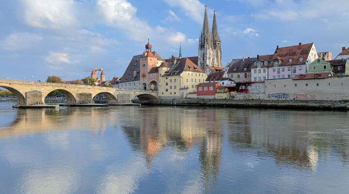 Kathedraal van Regensburg, Stenen Brug