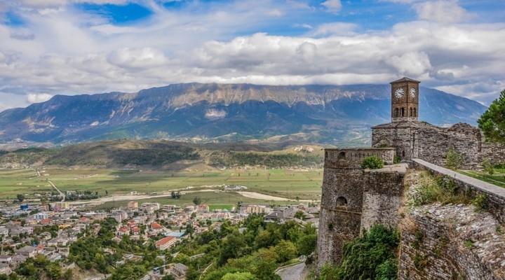 Uitzicht op Gjiokastra Albanie
