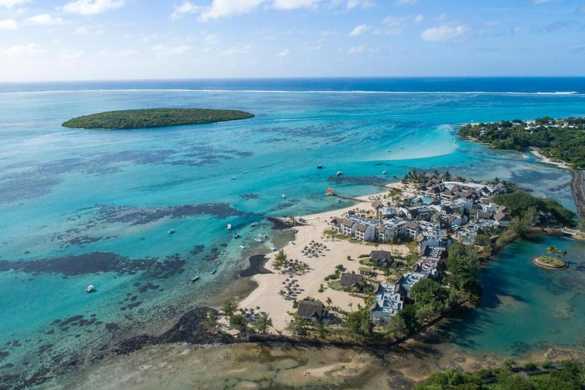 Het resort ligt op een privé schiereiland