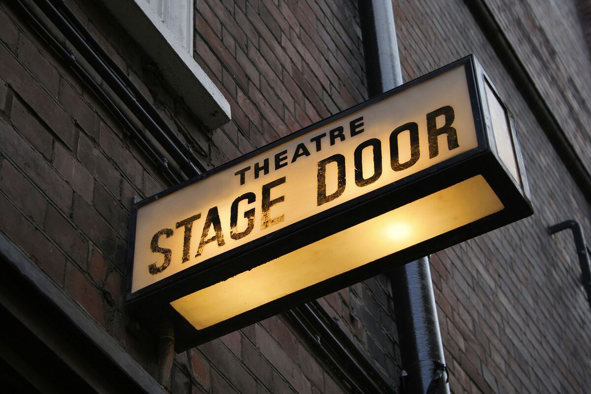 Theater Engeland stage door