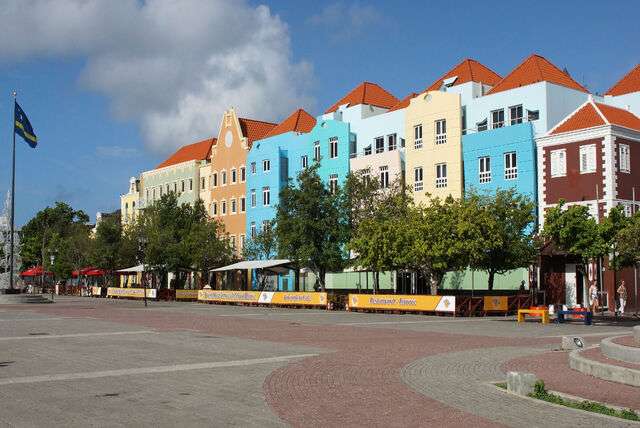 Kleurrijk Otrobanda in Willemstad