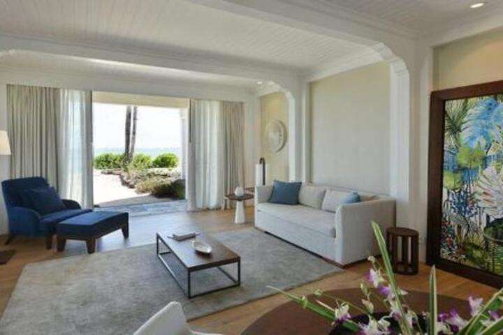 Ocean Suite Beach Front van 'Ocean Suite Beach Front'