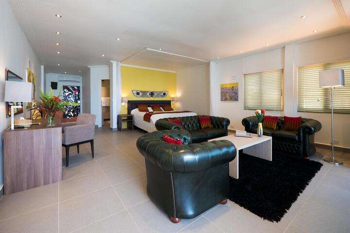 Macondo Suite van 'Macondo Suite'