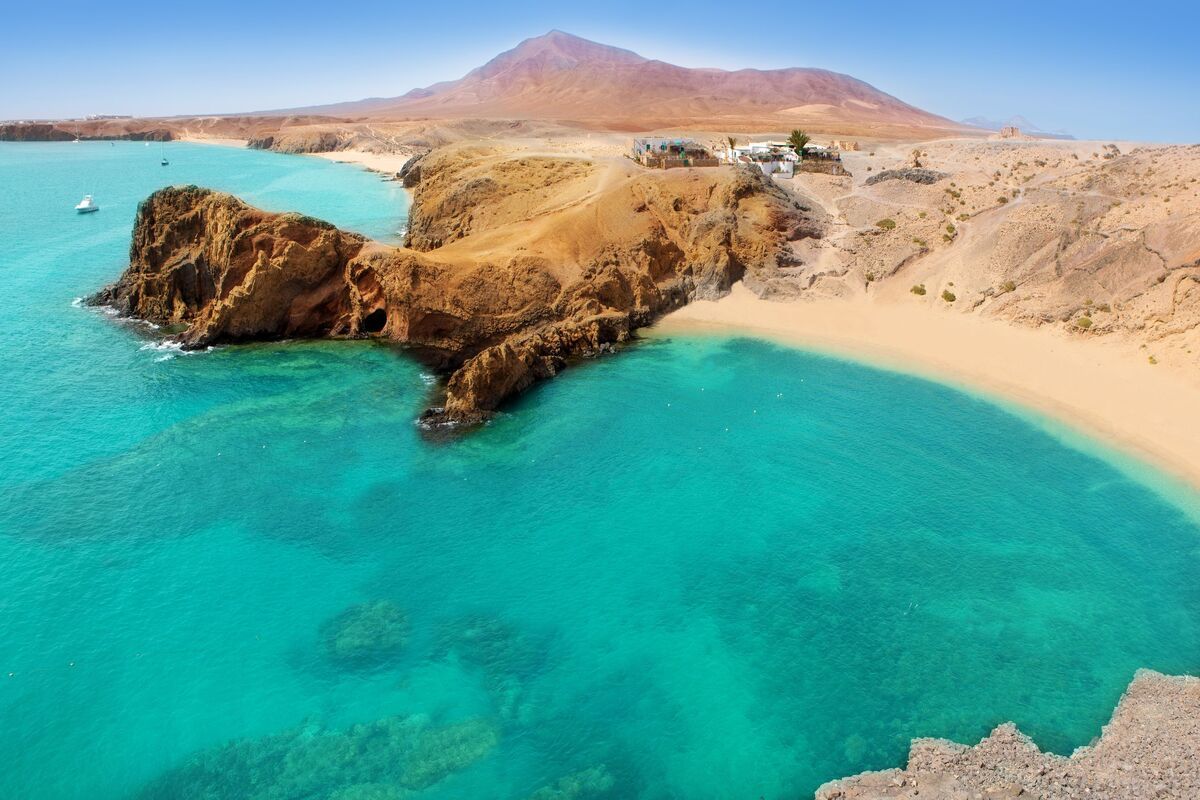 Lanzarote turquoise zee