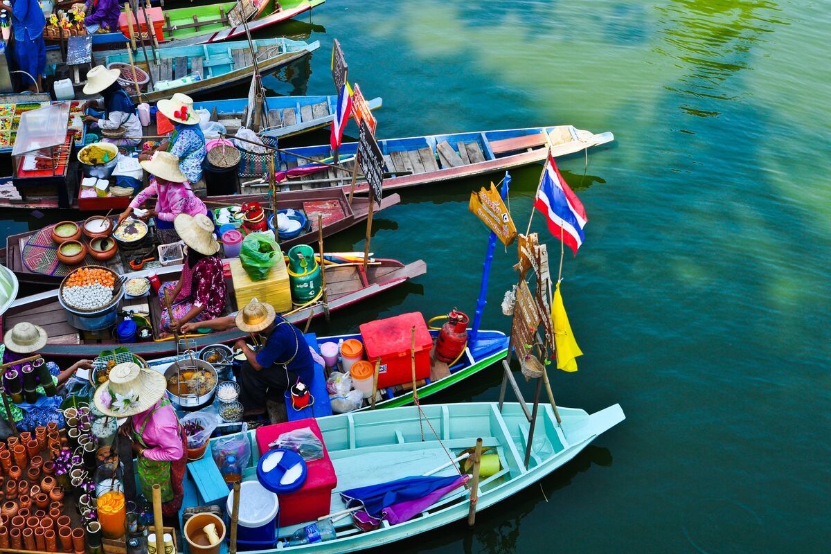 Floating market in Bangkok 