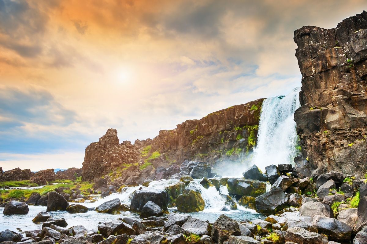Oxararfoss waterval in Thingvellir National Park