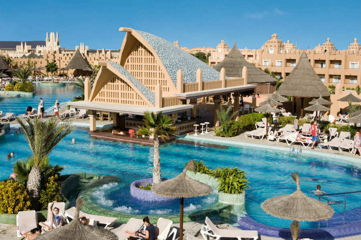 Een van de luxe hotels op Sal