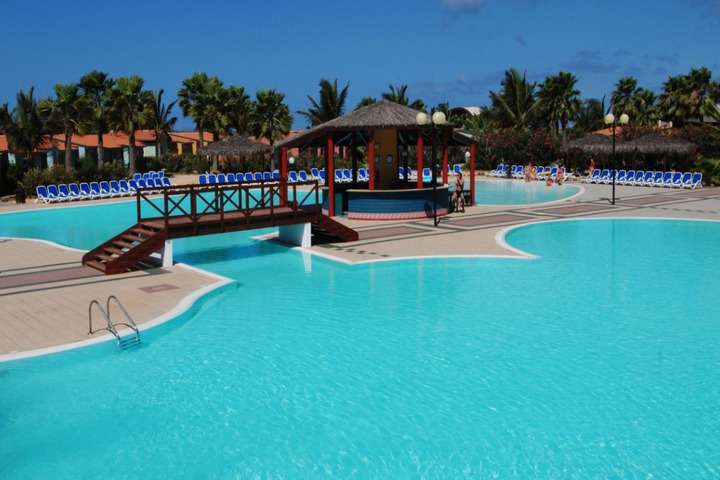 Zwembad VOI Vila Do Farol Resort