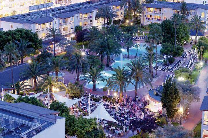 Alcudia Garden
