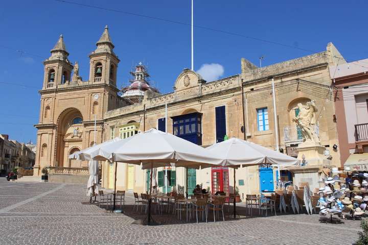 Het plein van Marsaxlokk