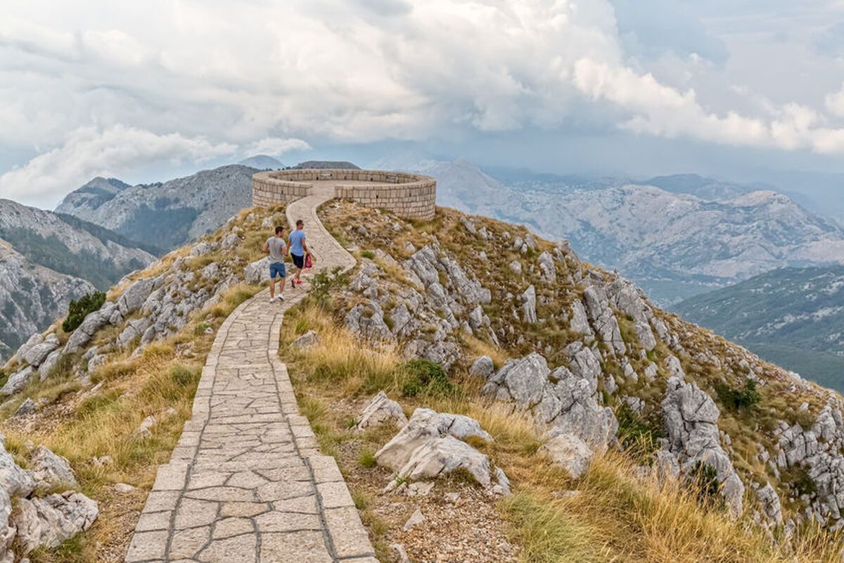 Het punt waar je een schitterend uitzicht hebt op het Lovćen gebergte