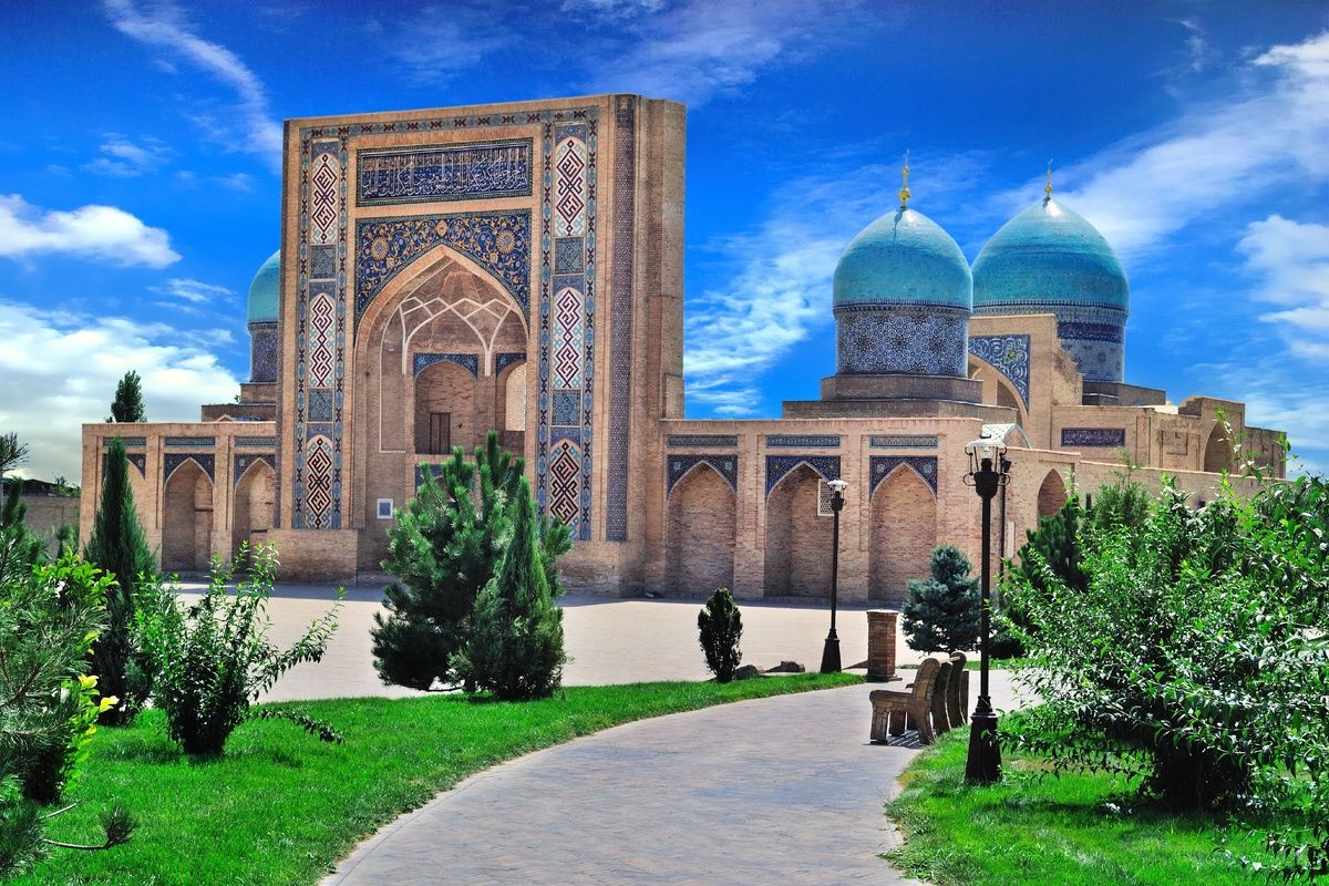 Khazrat Imom complex in Tasjkent