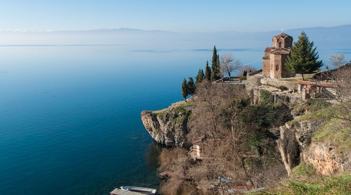 Uitzicht op het meer van Ohrid, Macedonie