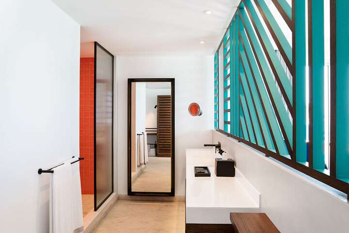 Best On Beach van 'Best On Beach'