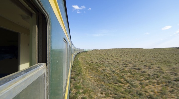 Transmongoli Express over de Mongoolse steppe
