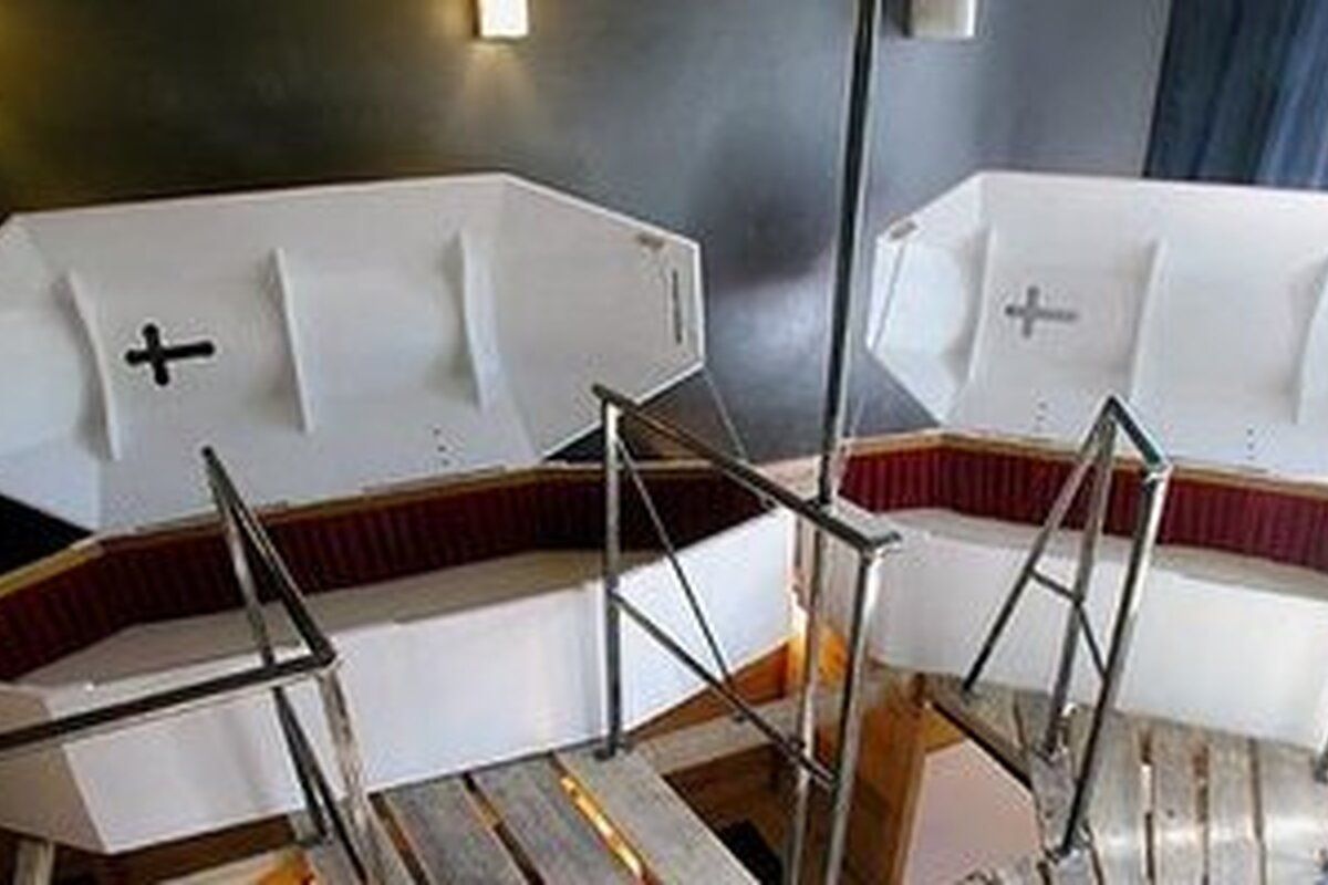 Propeller Island City Lodge