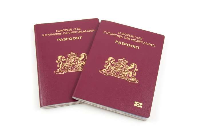 Nederlands paspoort