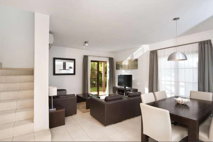 Woonkamer van 'Villa met drie slaapkamers'