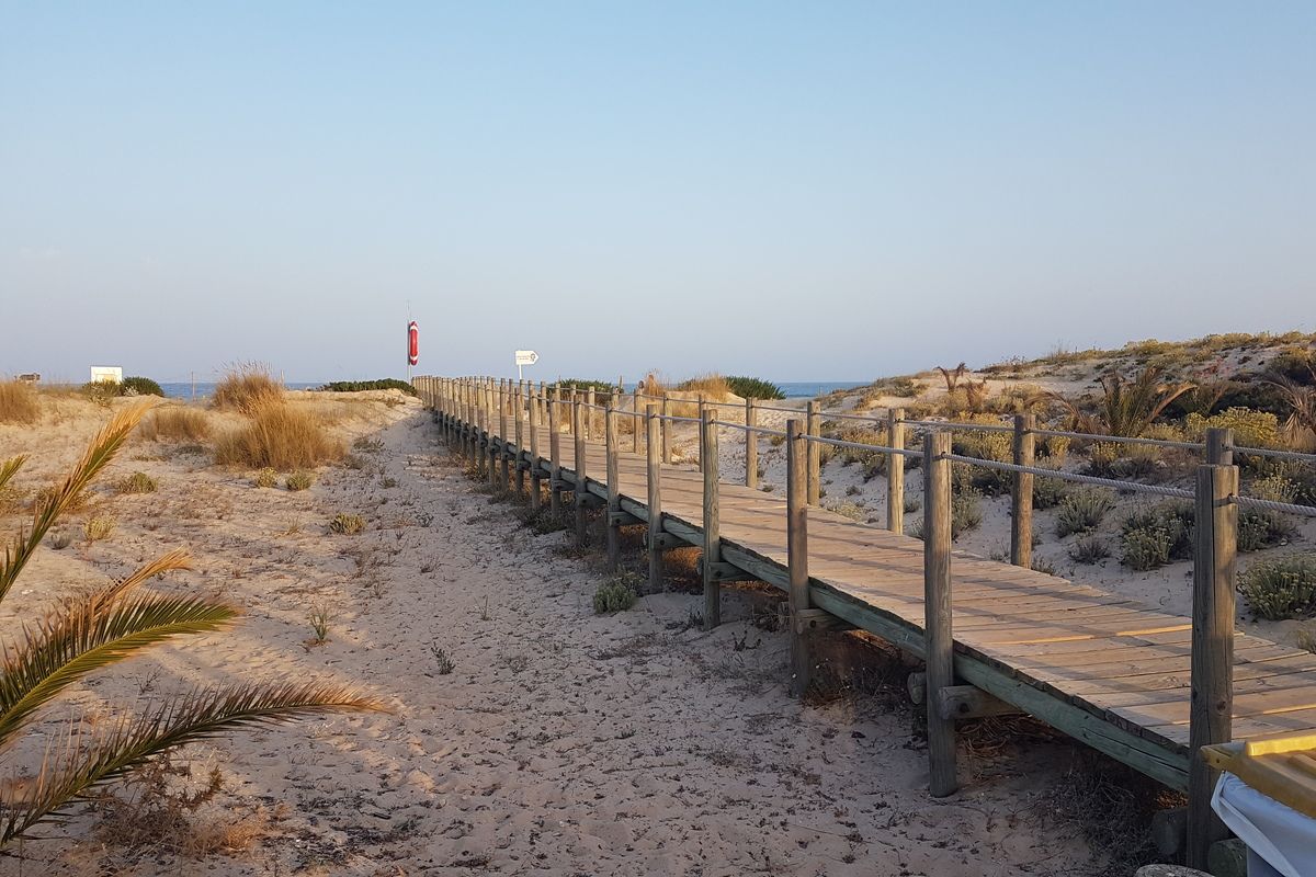 Pad richting Barril Beach