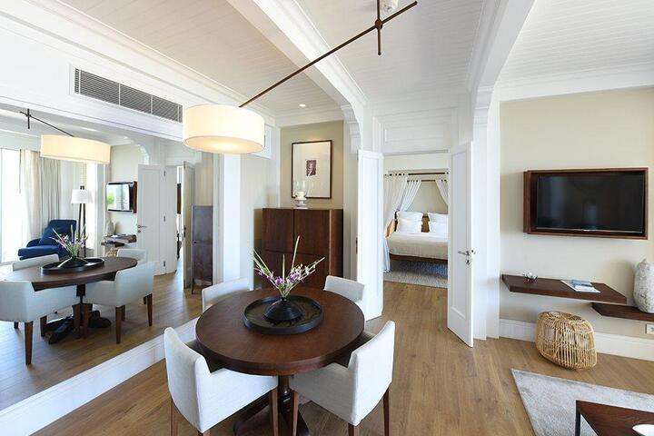 Ocean Suite Beach Front van 'Ocean Suite Beach Front'