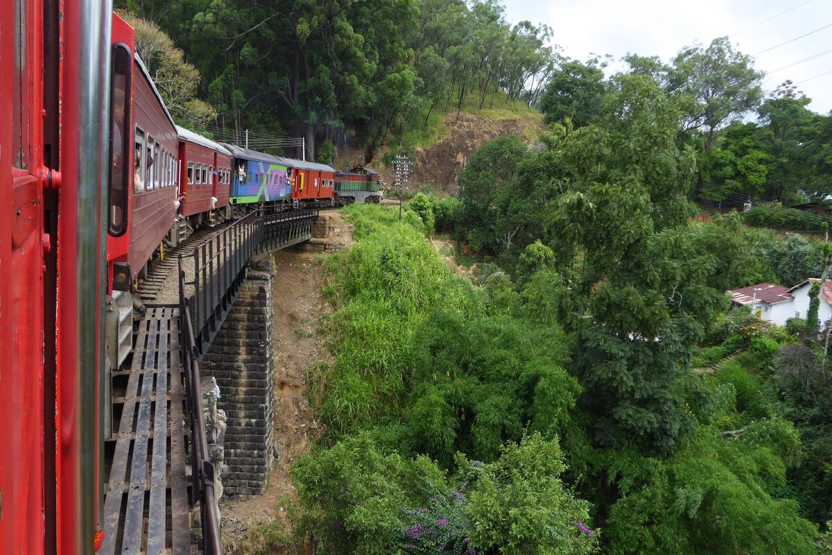 Treinreis door het landschap van Sri Lanka