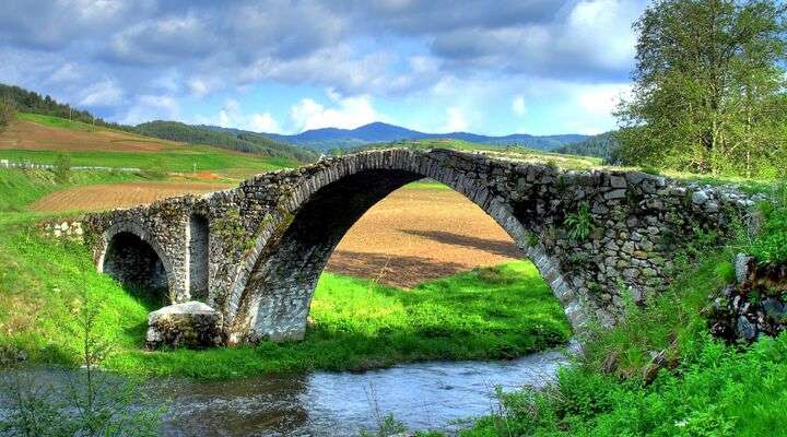 Brug in Rhodopi, Bulgarije