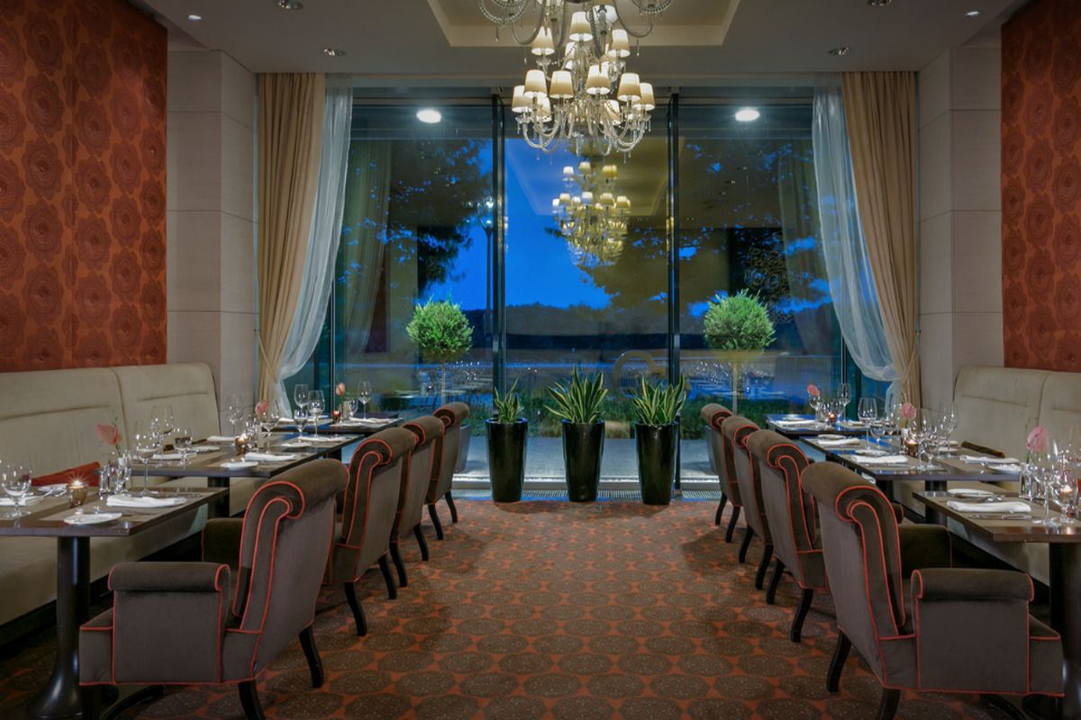 Grand Hotel River Park restaurant