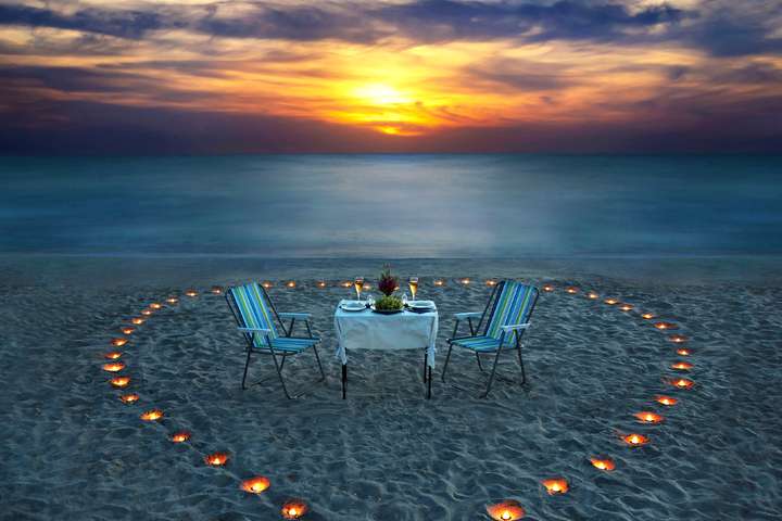 Romantisch dineren op het strand