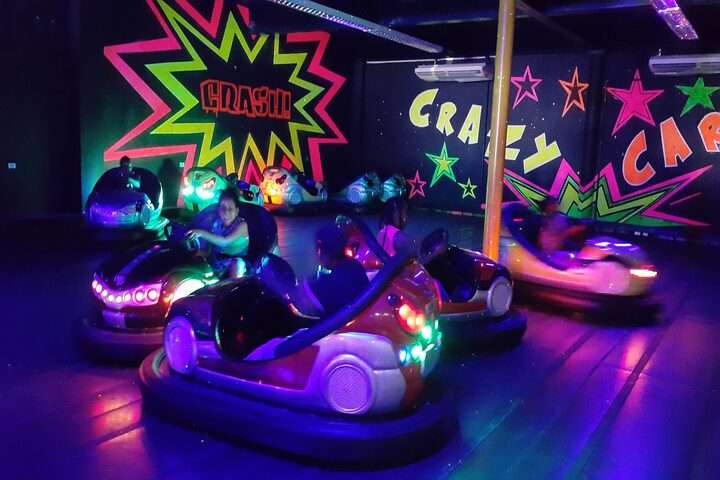 Botsauto's in Adventure City