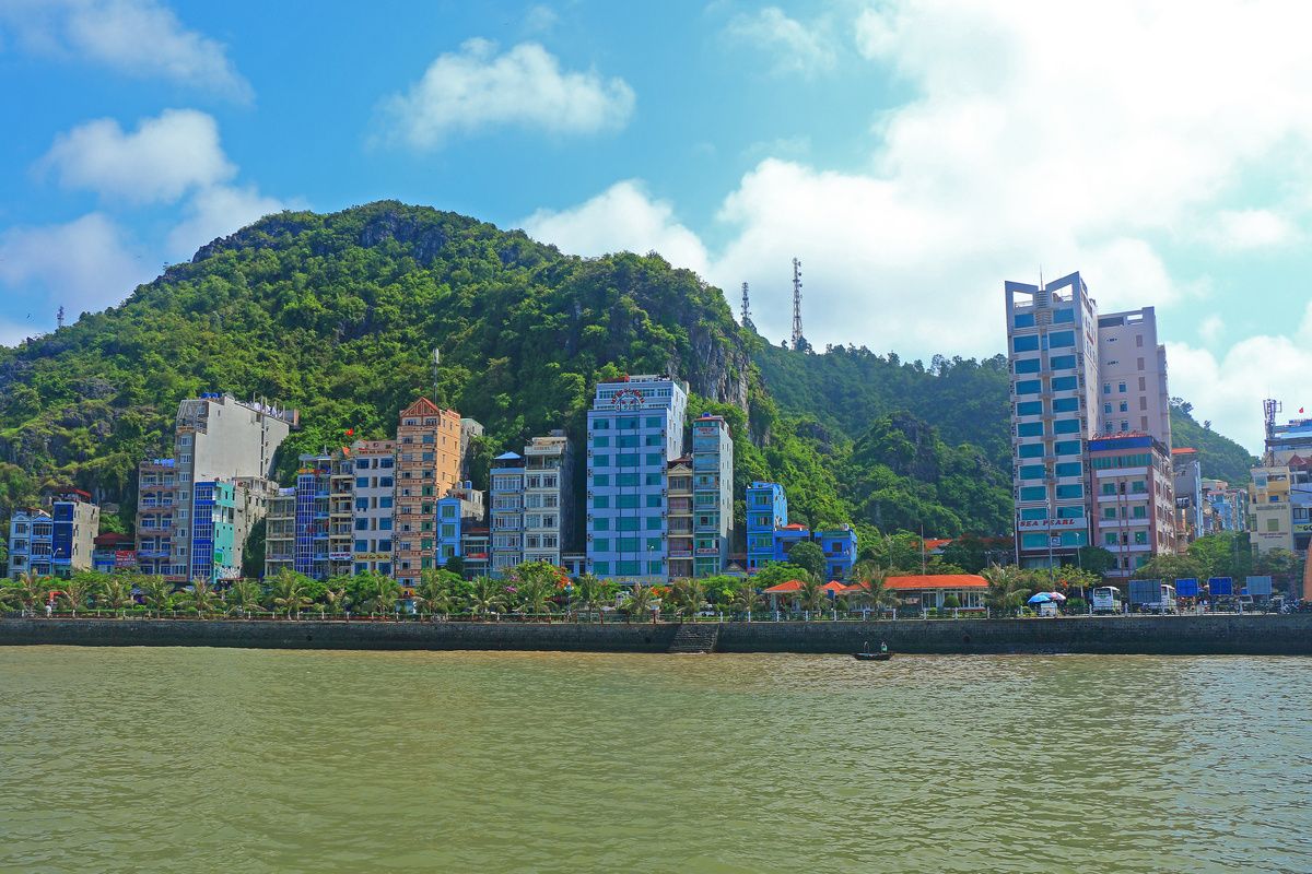 Cat Ba City