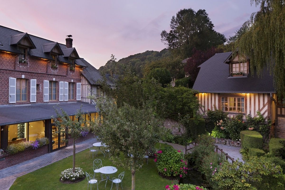 Het binnenhofje van Auberge de la Source