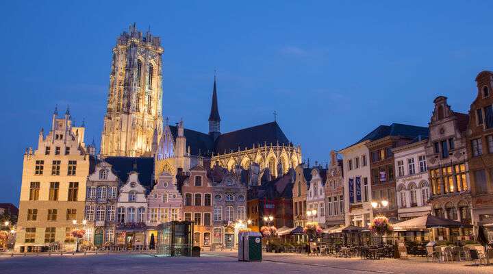 De grote markt in Mechelen