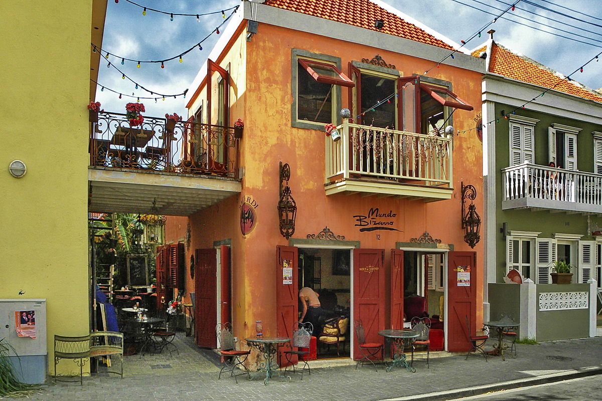 Mundo Bizarro in Pietermaai Smal